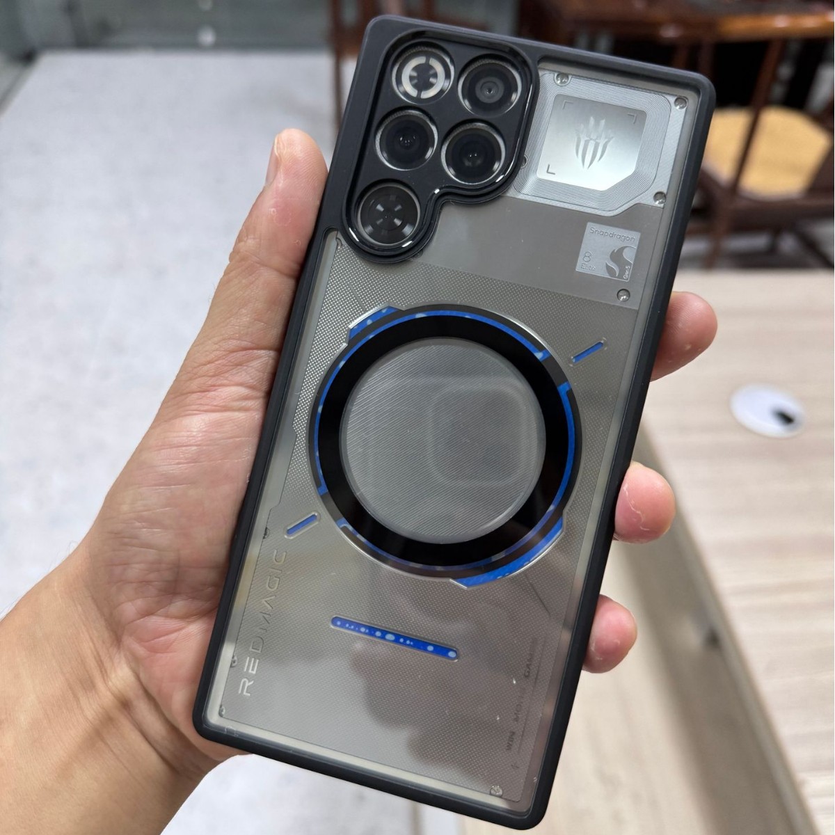 The New Model Is Suitable for Red Magic 11Pro E-Sports Magnetic Phone Case, High-Transparency, Fashionable and Simple Nubia11Air Protective Case % The New Model Is Suitable for Red Magic 11Pro E-Sports Magnetic Phone Case, High-Transparency, Fashionable and Simple Nubia11Air Protective Case - Imagen 3